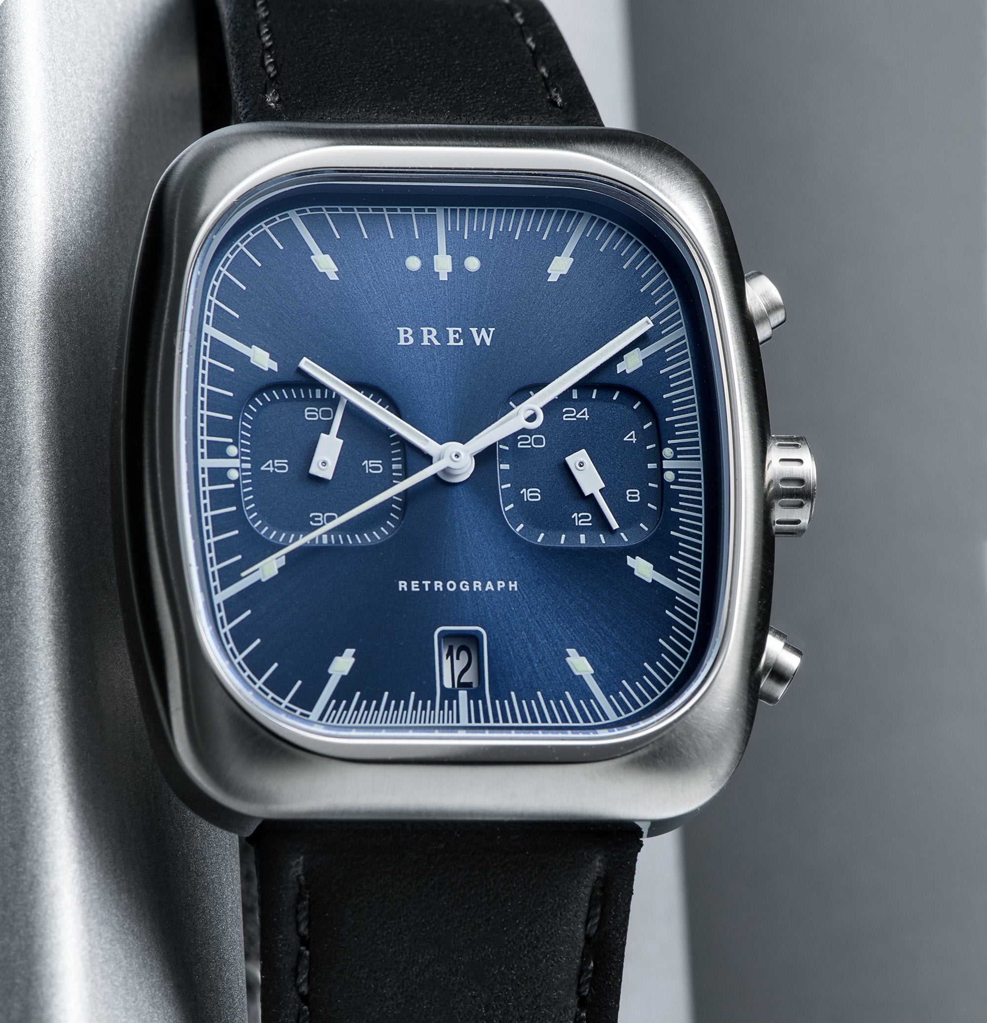 THE RETROGRAPH DESIGN