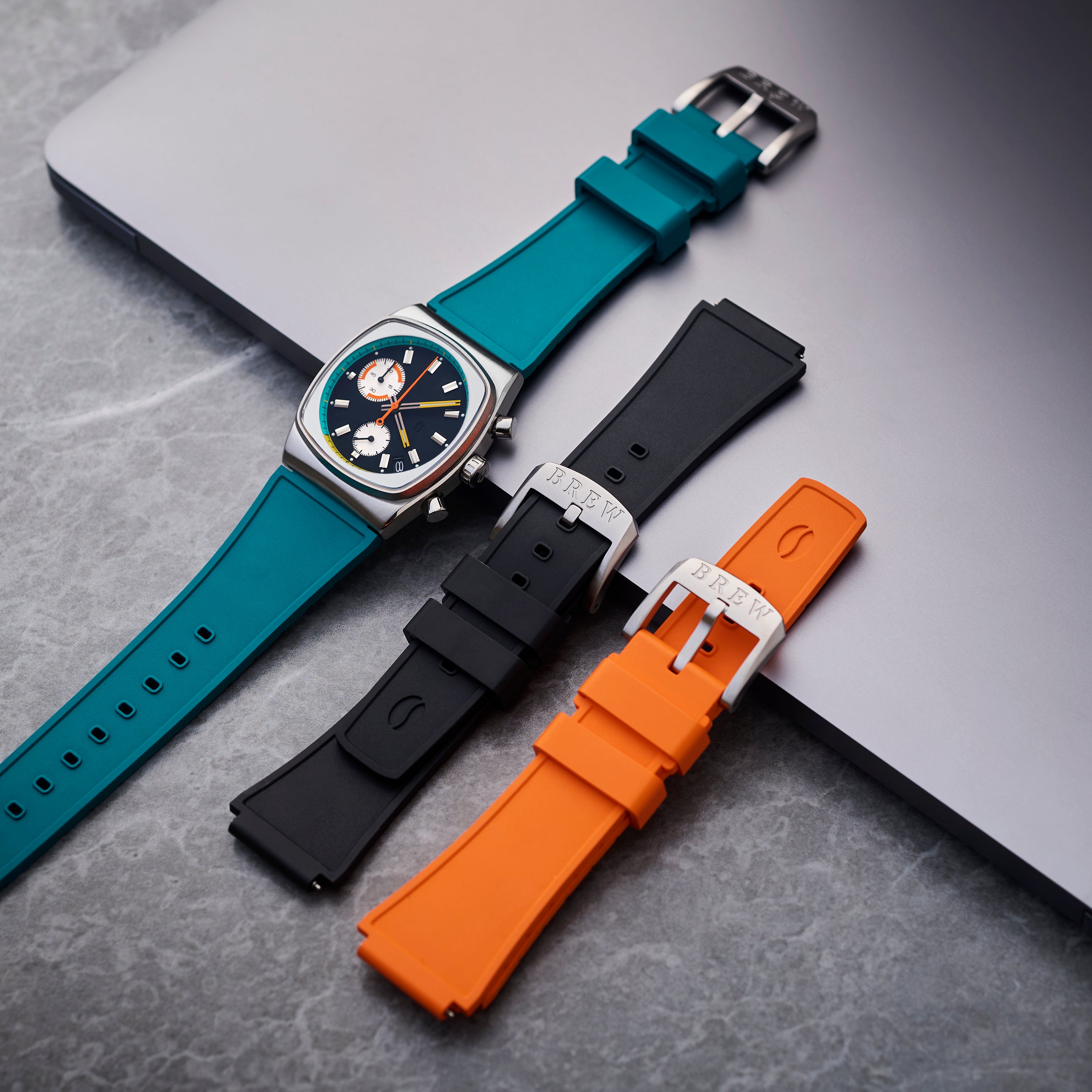 Brew_Rubber-Straps_Flatlay2_SQ_a62948f5-e3e4-4cd5-a406-aec532d33f08.jpg